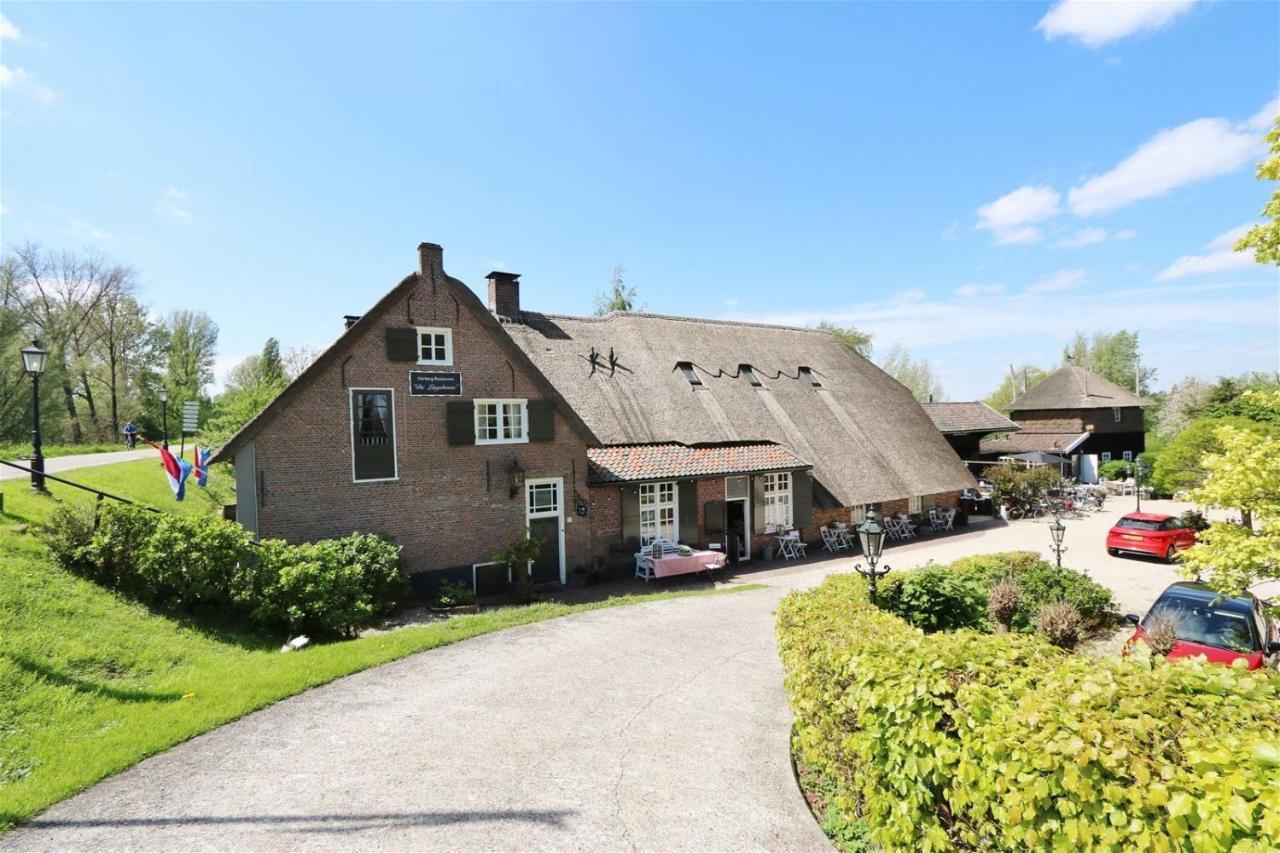 Herberg De Lingehoeve Oosterwijk المظهر الخارجي الصورة